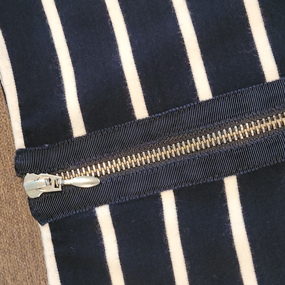 Banana Republic stripped dress - Picture 4 of 4